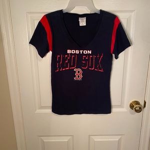 Women’s Red Sox Tshirt Size Medium